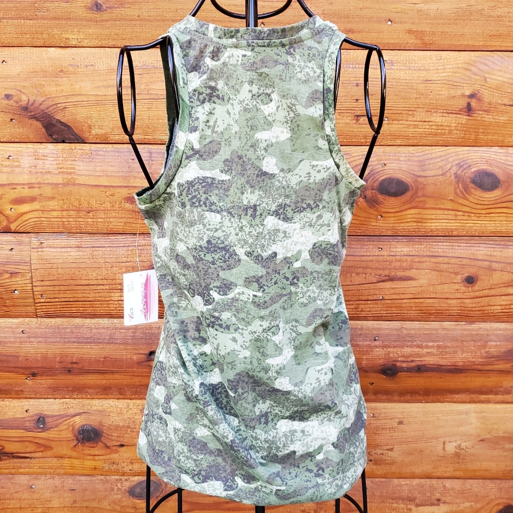 Live Breathe Fight Top - Picture 2 of 5